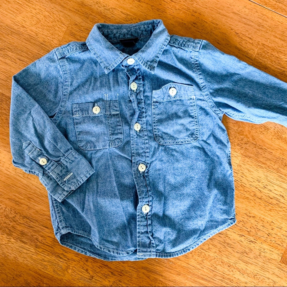 Baby Gap • Chambray Button Down Shirt